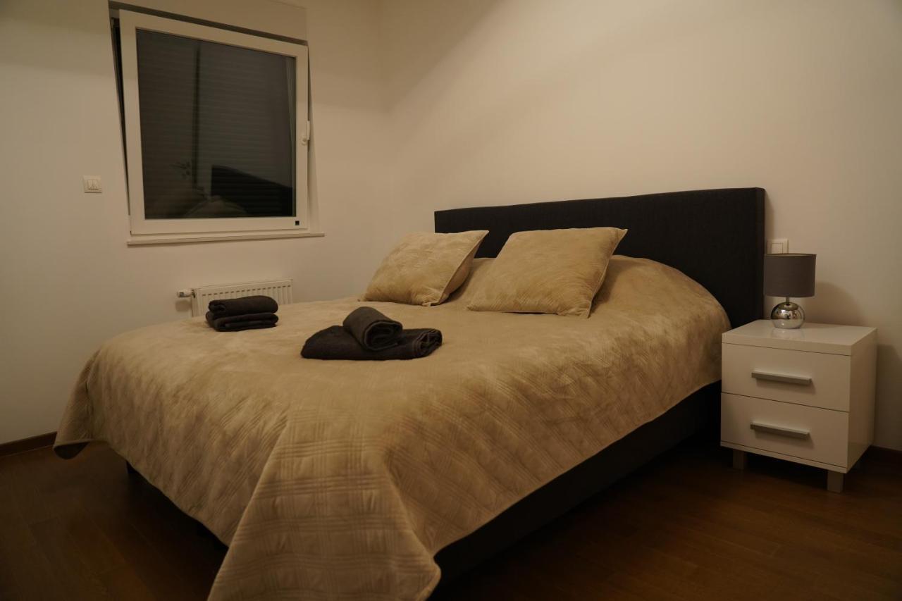 Jackey Apartment Banja Luka Exterior foto